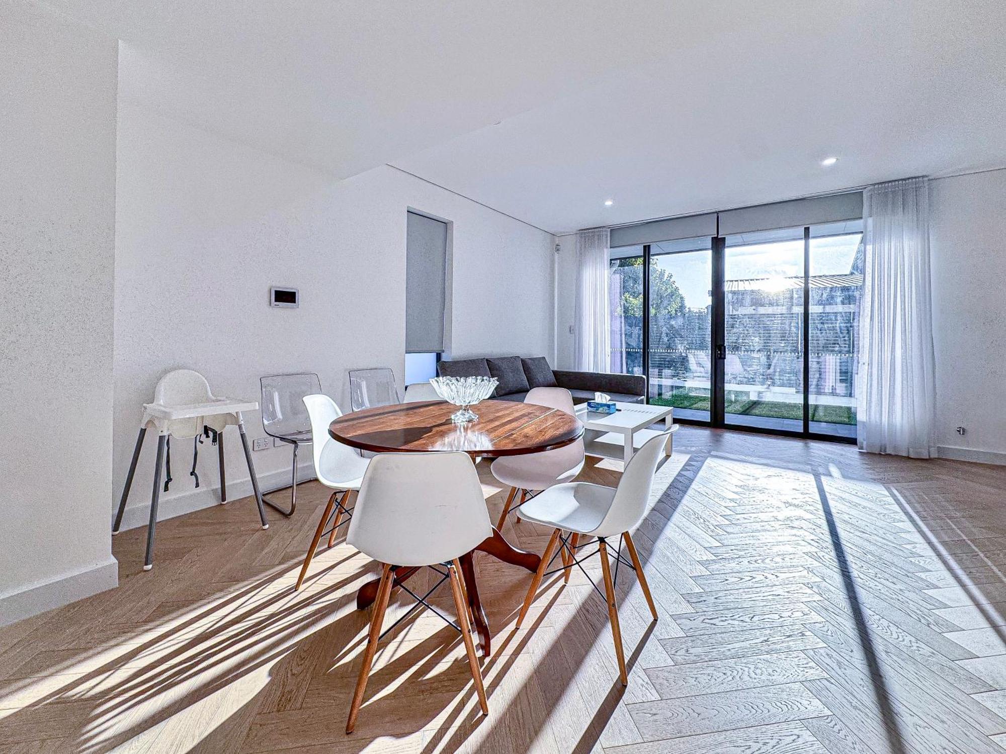 Brand New 3 Bedrooms Townhouse In North Paramatta *